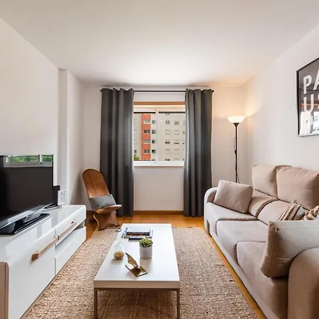 Conchas - Spacious 1 Bdr With Free Parking Apartman Lisboa