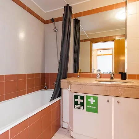 Apartman Conchas - Spacious 1 Bdr With Free Parking
