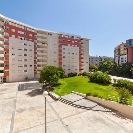 Apartman Conchas - Spacious 1 Bdr With Free Parking Lisboa